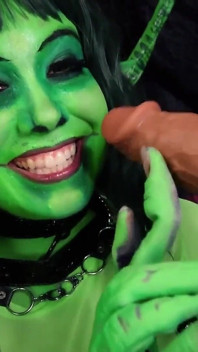 Salad Fingers | Cosplay Parody