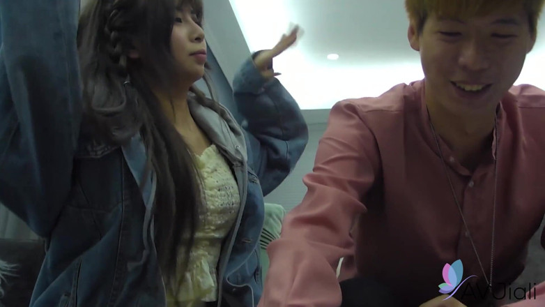 AV Jiali: Ranakoは膣がきつすぎて24時間のセックスチャレンジに失敗