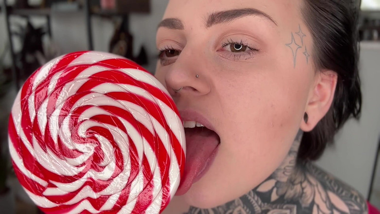 Miss Valentina: Orale fixatie