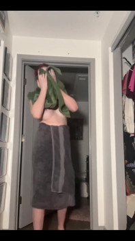 I can’t be the only one that dancing while they dry off 