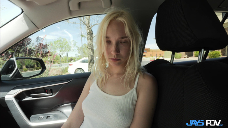 JAYS POV: 我的学生继女Claire roos在全班上露出