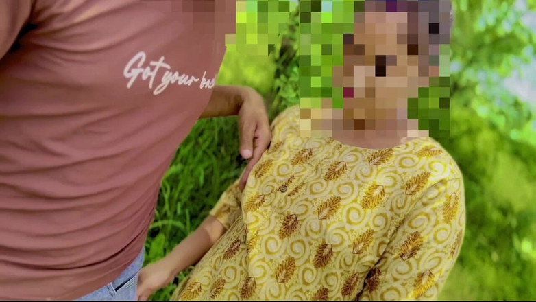 Fuckkkker: Chhoti meia-irmã viaja na selva com seu meio-irmão e fode