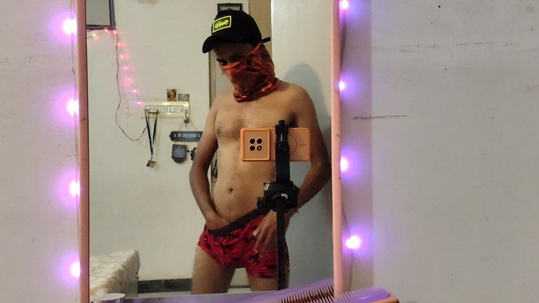 UltraHotBoy69: Rasai Swafoto Cermin Cermin