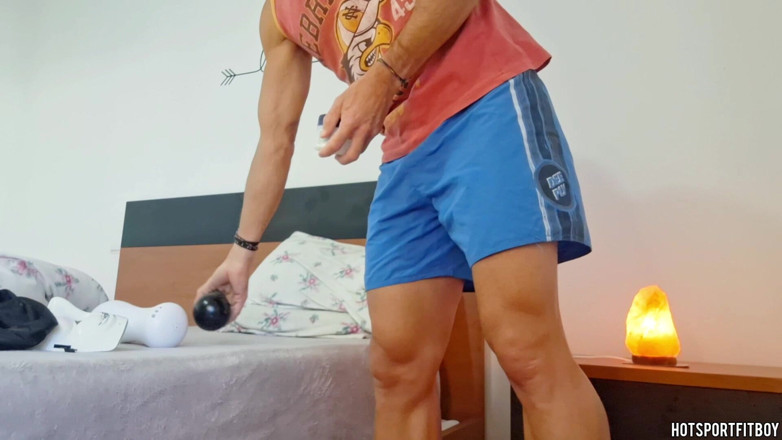 Hotsportfitboy: Sex toy hunt o aventură mascată cu un armăsar de...
