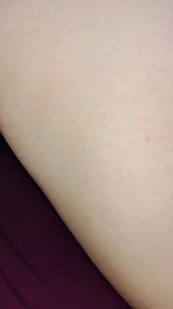 Wil9727: Un tip gras cu penis mic își fute cumnata curvă
