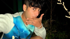 Idmir Sugary: 十代は彼のお尻の精液を押し出し、屋外で肛門中出しを味わっています