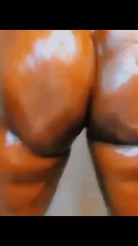 SSBBW Asshole Wink and Oiled Ass Spread