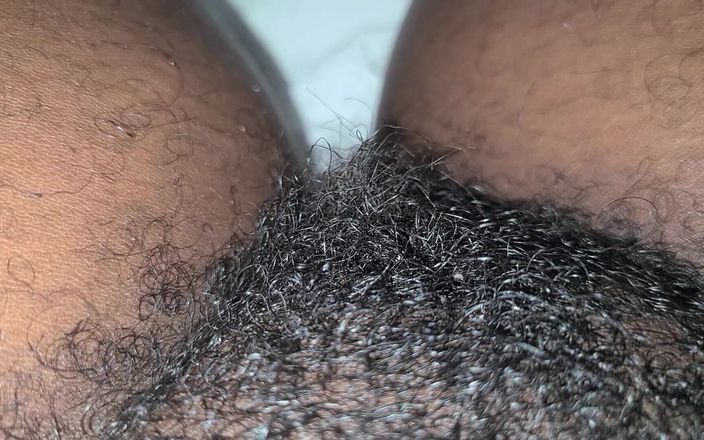 Roseblue2: Porno izlerken sert kadın orgazmı