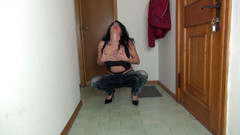 Alexandra Wett: To se mi nikdy nestalo! Džíny čůrací orgasmus!