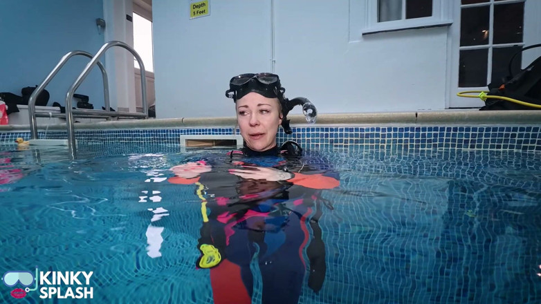 UKCuteGirl Lucy Lauren: Scuba Retreat Day 2 - Sneaky Sparkly Plug Spotted by My Instructor