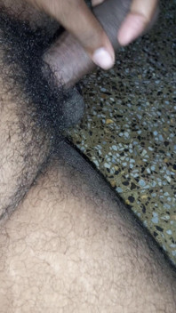 Desi fru knullar anal och suger