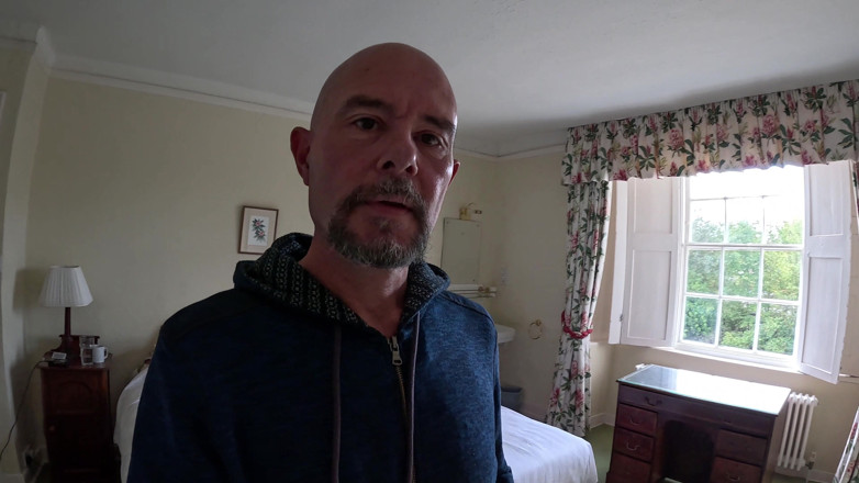 Rockard daddy: Big Uncut Cock Naked Hotel Room Wanking, Close up Creamy...