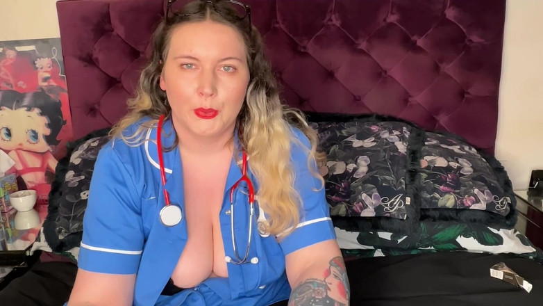 MissFFW: Медсестра, яка курить, підходить для кашлю