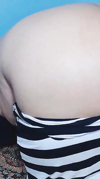 Analsex der weißen molligen indischen bbw mit einem armen dorfmann mit großem schwanz, der sie im doggystyle fickte