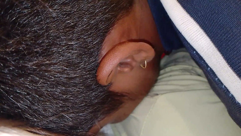 Tamil Couple Porn Videos: 핫한 인도 대학 연인 개인 섹스 MmS에 걸렸어