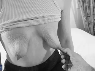 Piccole tette shibari situazione di schiavitù