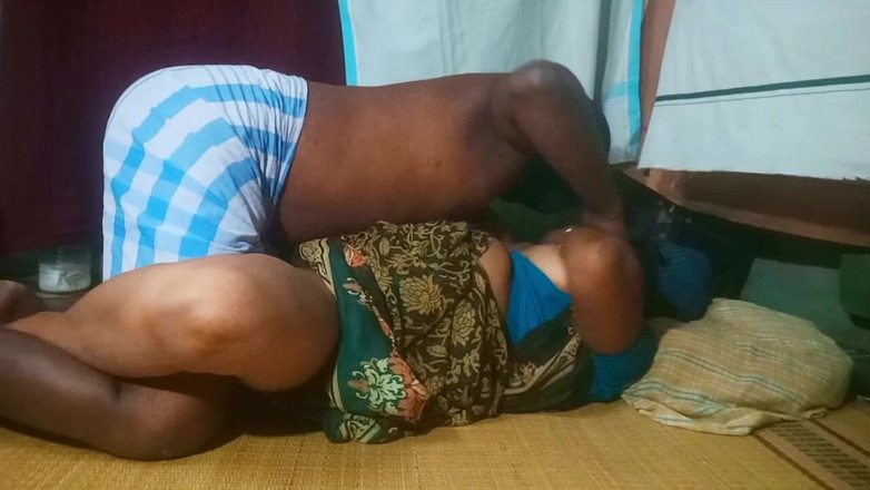 Priyanka314: インドのおばさん村風の自作動画でのファッキング