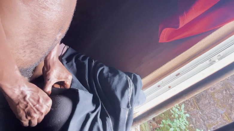 Bangcum8: Мій великий член відчуває себе важко