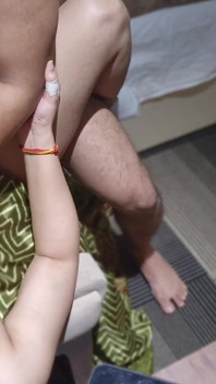 Desi giovane ragazzo obeso con le tette di sua zia