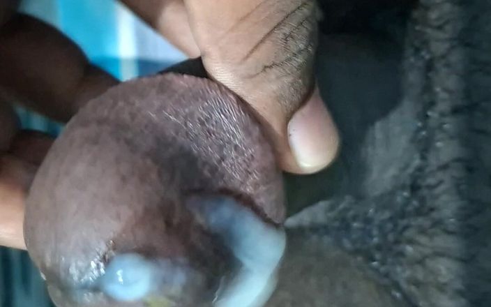 BlackGay: Adoro davvero il mio fottuto plug anale ecco perché sto...