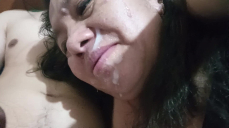 Moo DBOXXX: Kristen dewasa dicrot di muka, aku suka banget dientot, suaminya...