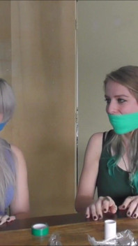 Luna Grey & Violet Haze - Gag Party HD