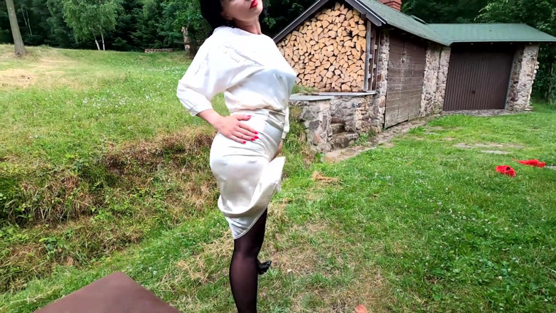 Wanilianna: Dildo viola e calze nere