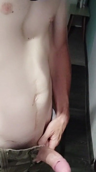 577277962