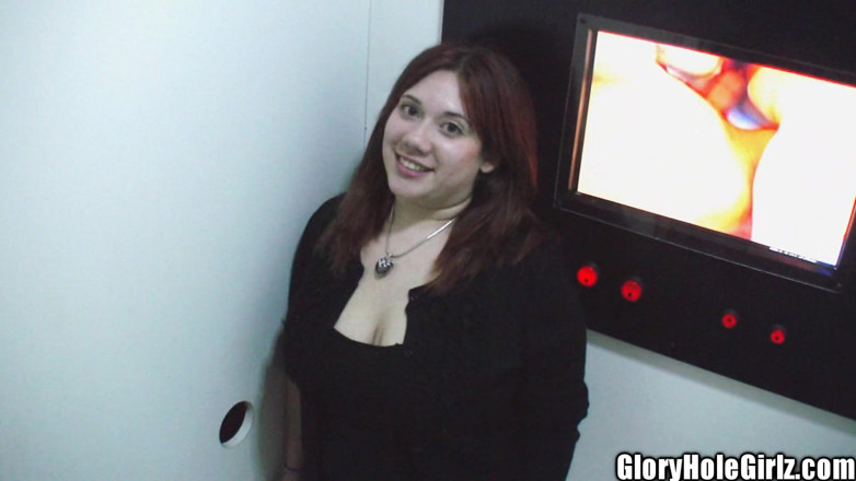 Glory Hole Girlz: Lil moti stanon vaali laitina kutiya glorihol land choosne vaali...