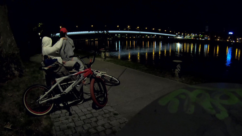 DedeDeville: Opravdu riskantní a rychlý amatérský sex s mým nevlastním bratrem,...