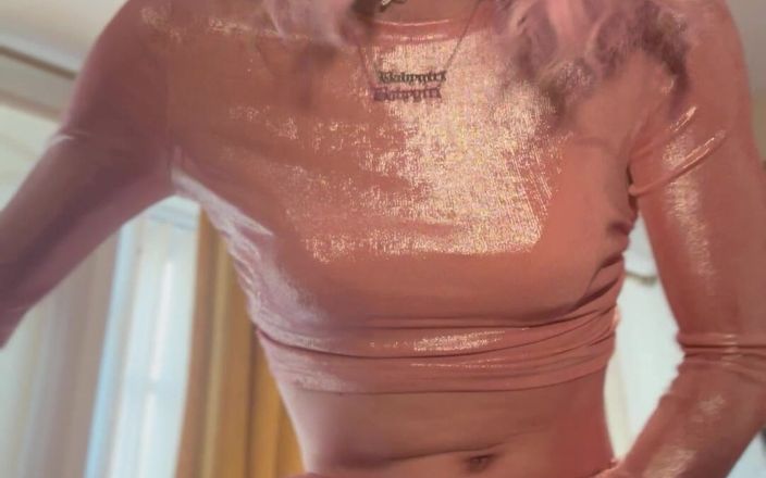 Jessica silk: Jess Silk dildoya biniyor