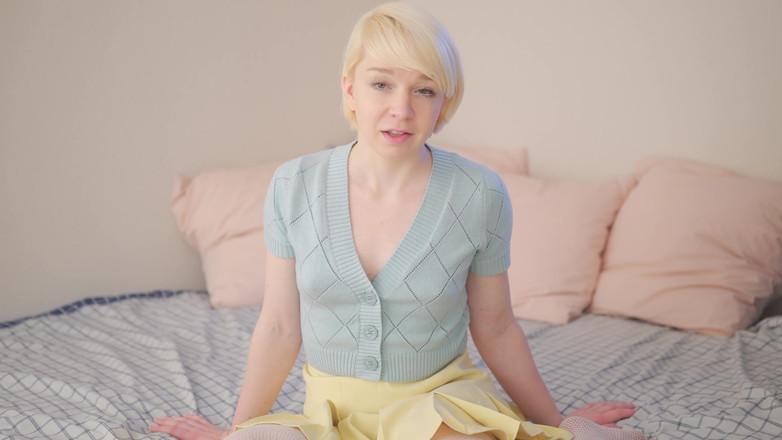 Jolie Lyon: Pacarmu disepong sama pria lain