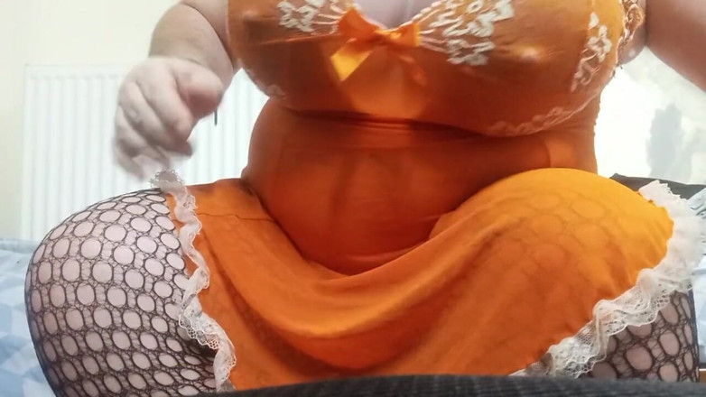 Greek cross lovers: Sangat sulit untuk merasa seperti seorang wanita dan terjebak dalam...