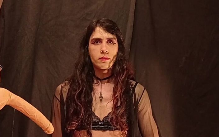 Dii Vampy: Baise à la machine pendant une gorge profonde