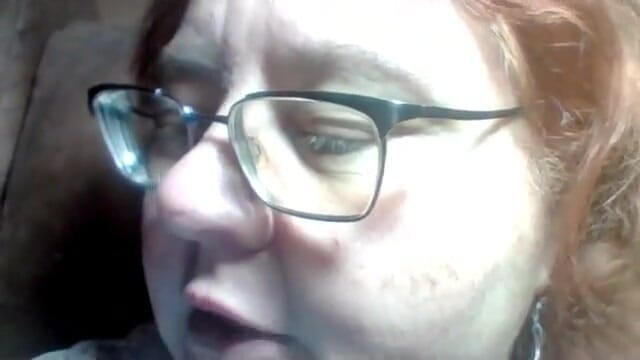 BBW nurse Vicki adventures with friends: Gordinha dá-lhe close-up clipe de seus lábios e boca nake...