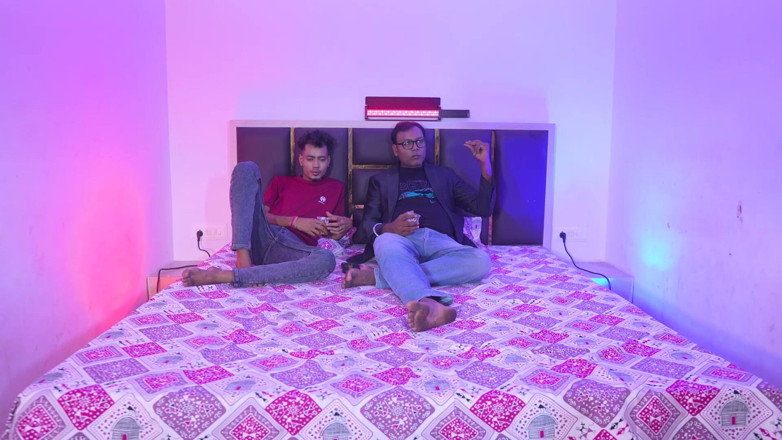 JAYESH GUPTA: Party and Dance