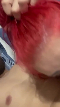 Stříkání sexy v ústech krásné děvky - šukání do pusy a deepthroat