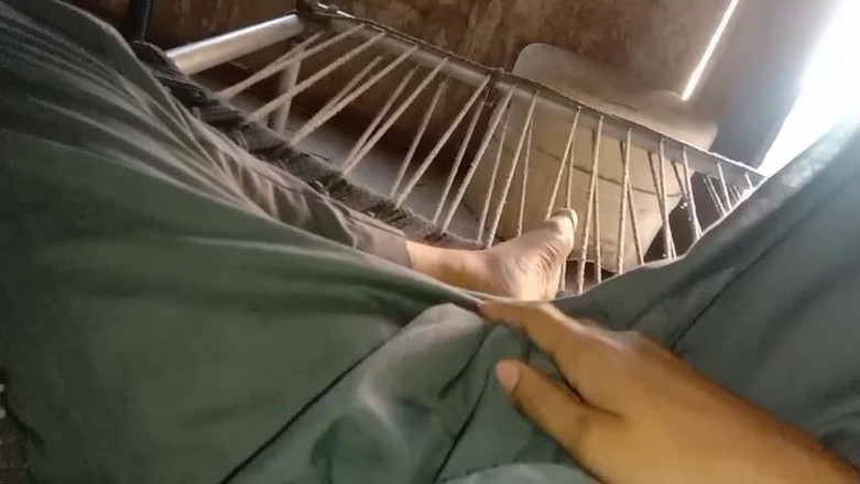 Desiboy gay: Pakistański chłopak ręczna robota pokój seks pełny Xhamstr