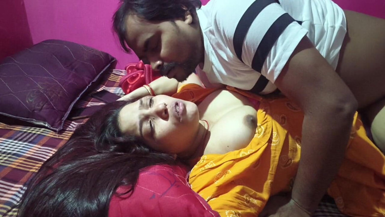 Sona bhabhi: Sexy Sona fodida duro por seu cunhado Quando sua meia-irmã...