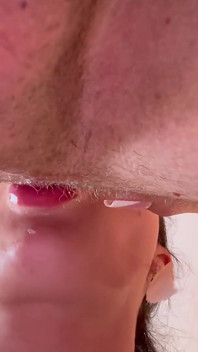 Snědl jsem růžový zadek a vešel do malých dveří