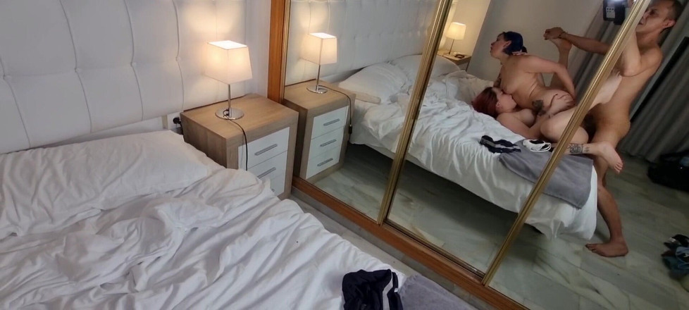 ep3kofficial: 红发和蓝头发吞下大黑