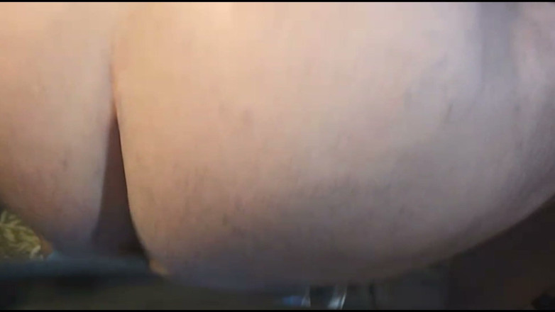 FacelessBeardedBooBoo: Fat Dude Fucks His Ass with Dildo