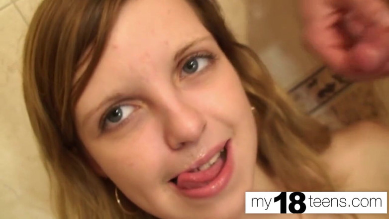 My 18 Teens: My18teens - 낯선 두 명과 섹스하는 걸레 소녀 - 그룹 섹스