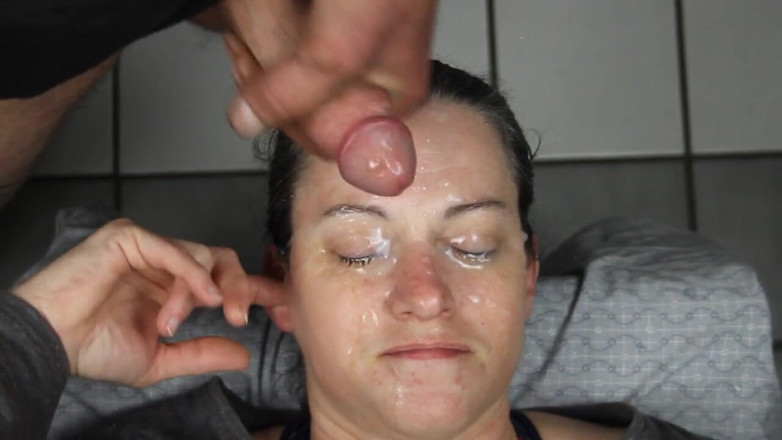 Dirty Dees: Perversă Dee într-o altă situație cu șarjă de spermă pe față