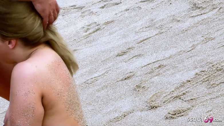 Full porn collection: La milf bbw bionda ashley si lascia scopare dal figliastro...