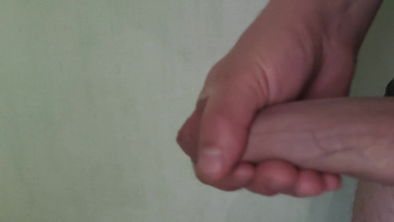 Auff: Guy jerking off dick