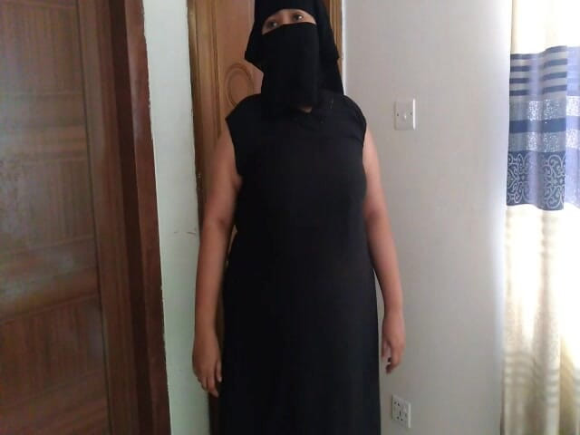 Aria Mia: Burka Aur 头巾阿拉伯热辣穆斯林padose Bade Gand aur Bade Stan Vale chache Ko...