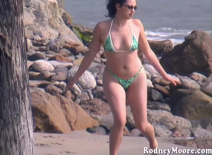 Horny Hairy Girls: 90s Hairy Beach Girl Frolicks and Fucks Messy!