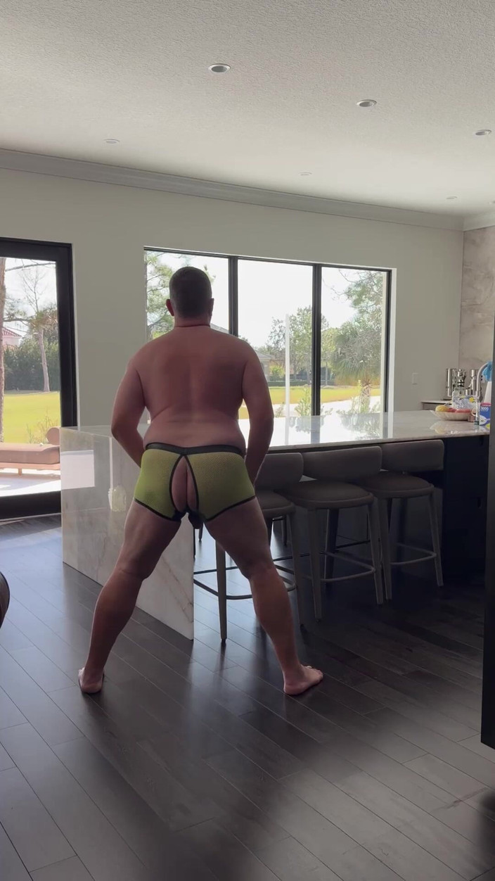 GottaLuvBB: Perizoma e mutandine che modellano