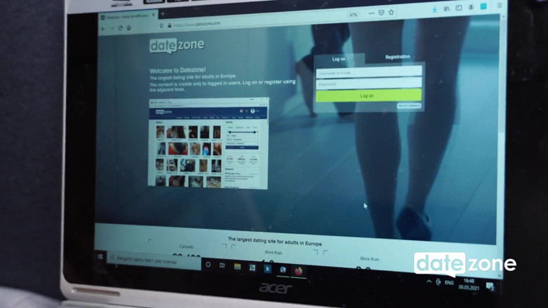 Datezone: Trójkąt z moją dziewczyną i jej gorącą mamą